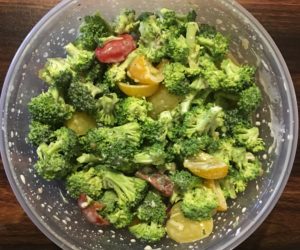 healthy salad, little to no calories, low calories, ranch, dressing, greek yogurt, mix, blend, low fat, high protein, tomatoes, medley, broccoli, gnarly pepper